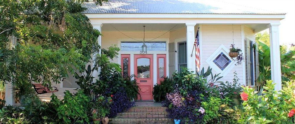 Carroll House Bed & Breakfast Bay St. Louis Exterior photo