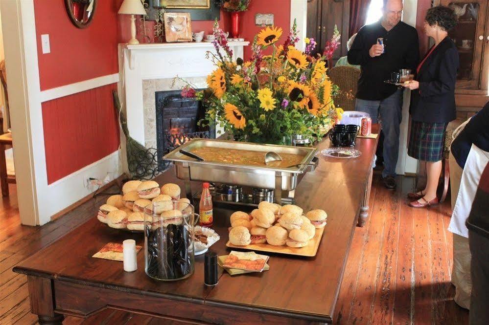 Carroll House Bed & Breakfast Bay St. Louis Exterior photo